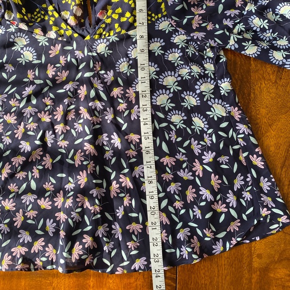 Nanette Lepore Spring Bloom Floral Bell Sleeve Top - Picture 11 of 12